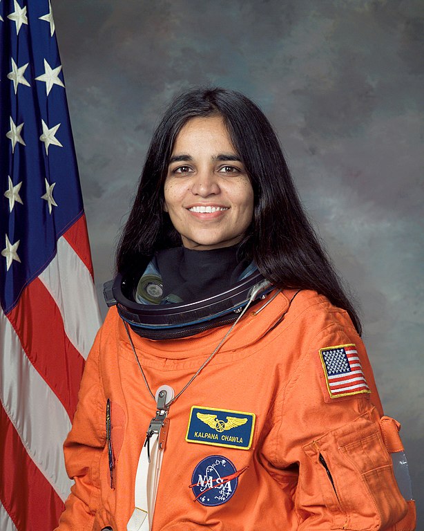 614px-Kalpana_Chawla,_NASA_photo_portrait_in_orange_suit - The Paris Post Famous women in Indian history | Kalpana Chawla