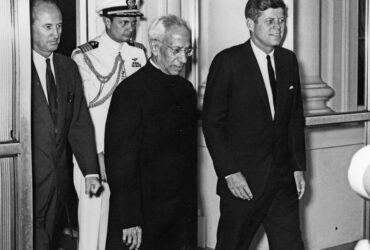 President_John_F._Kennedy_with_President_of_India_Dr._Sarvepalli_Radhakrishnan_1-370x250 - The Paris Post