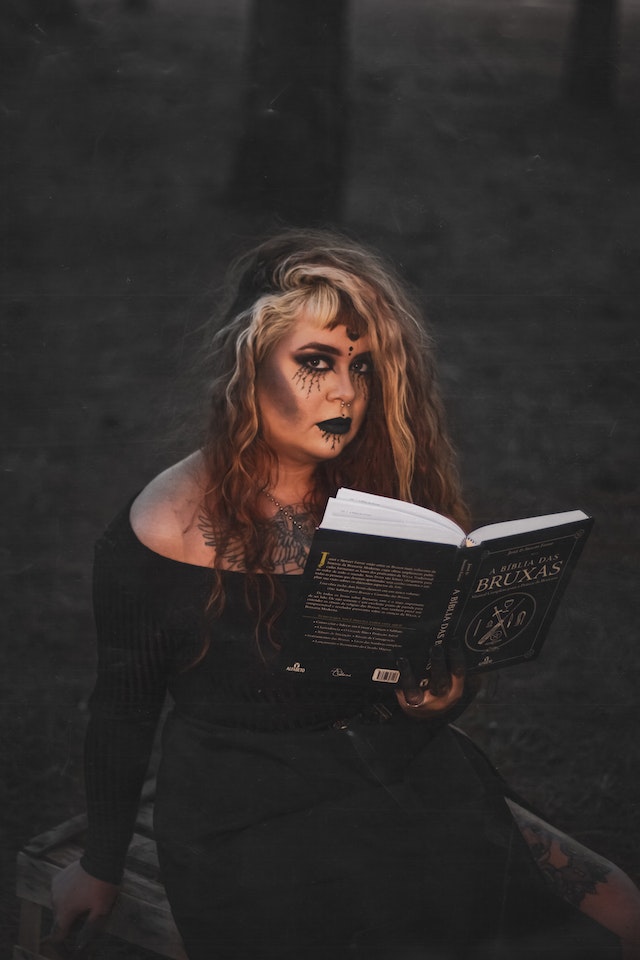 halloween reading list
