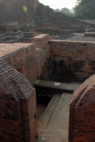 Ruins_of_Nalanda_University-400x598-1 - The Paris Post