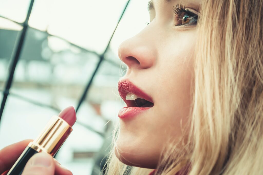 trending_lipstick_shades - The Paris Post 6 trending lipstick shades for every women