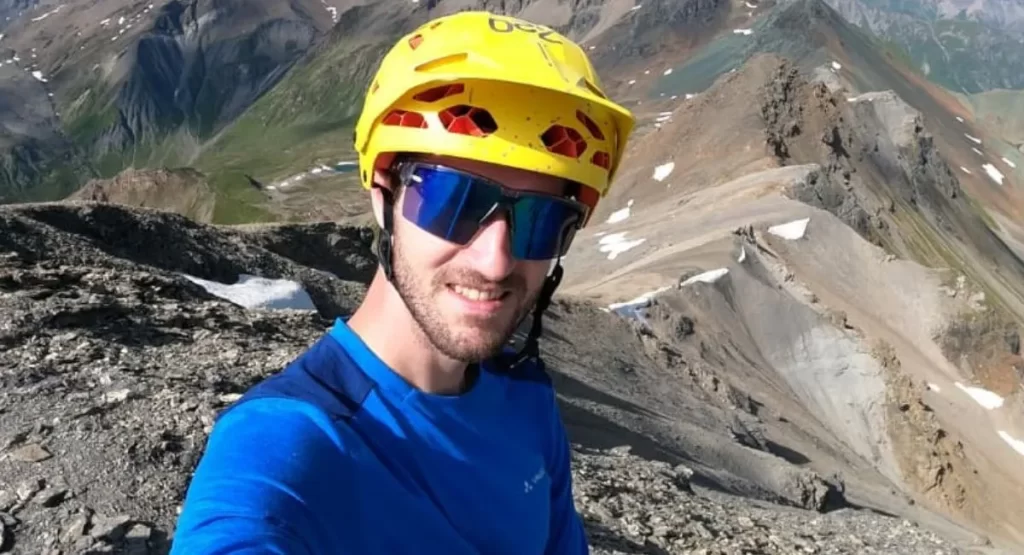 stefan-eberharter-i-always-bring-my-first-aid-kit-with-me - The Paris Post first aid kit is an essential part when you choose bike / MTB for riding.