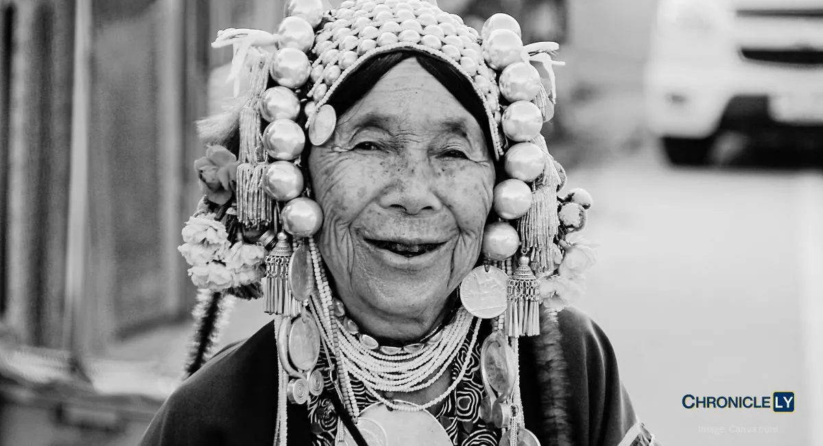 Life is a journey of joy, gratitude, and love. Even in times of fear and pain, focus on blessings received rather than sorrow. Embrace each moment.